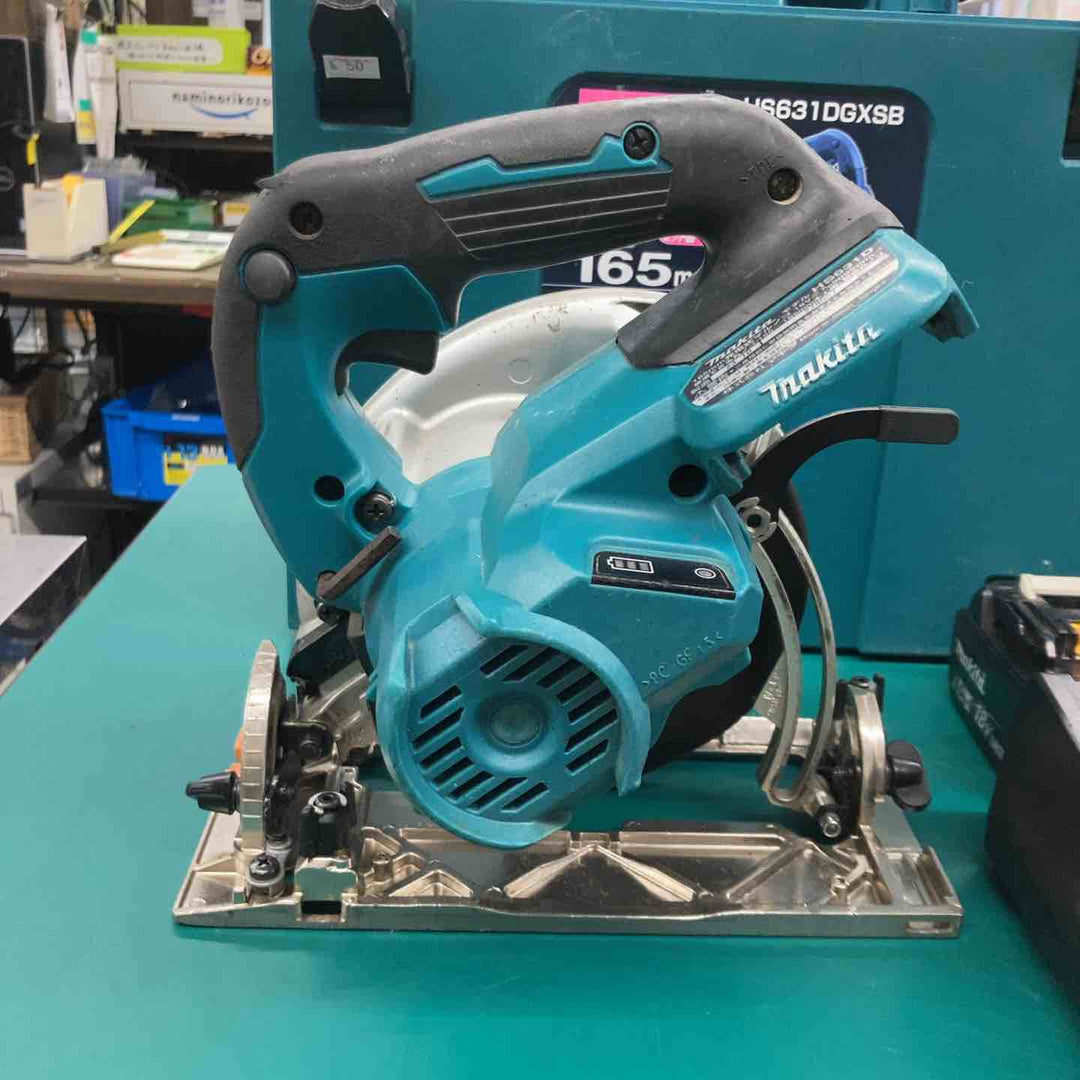 ★マキタ(makita) コードレス丸のこ HS631DGXSB　バッテリー70回3/4、101回【戸田店】