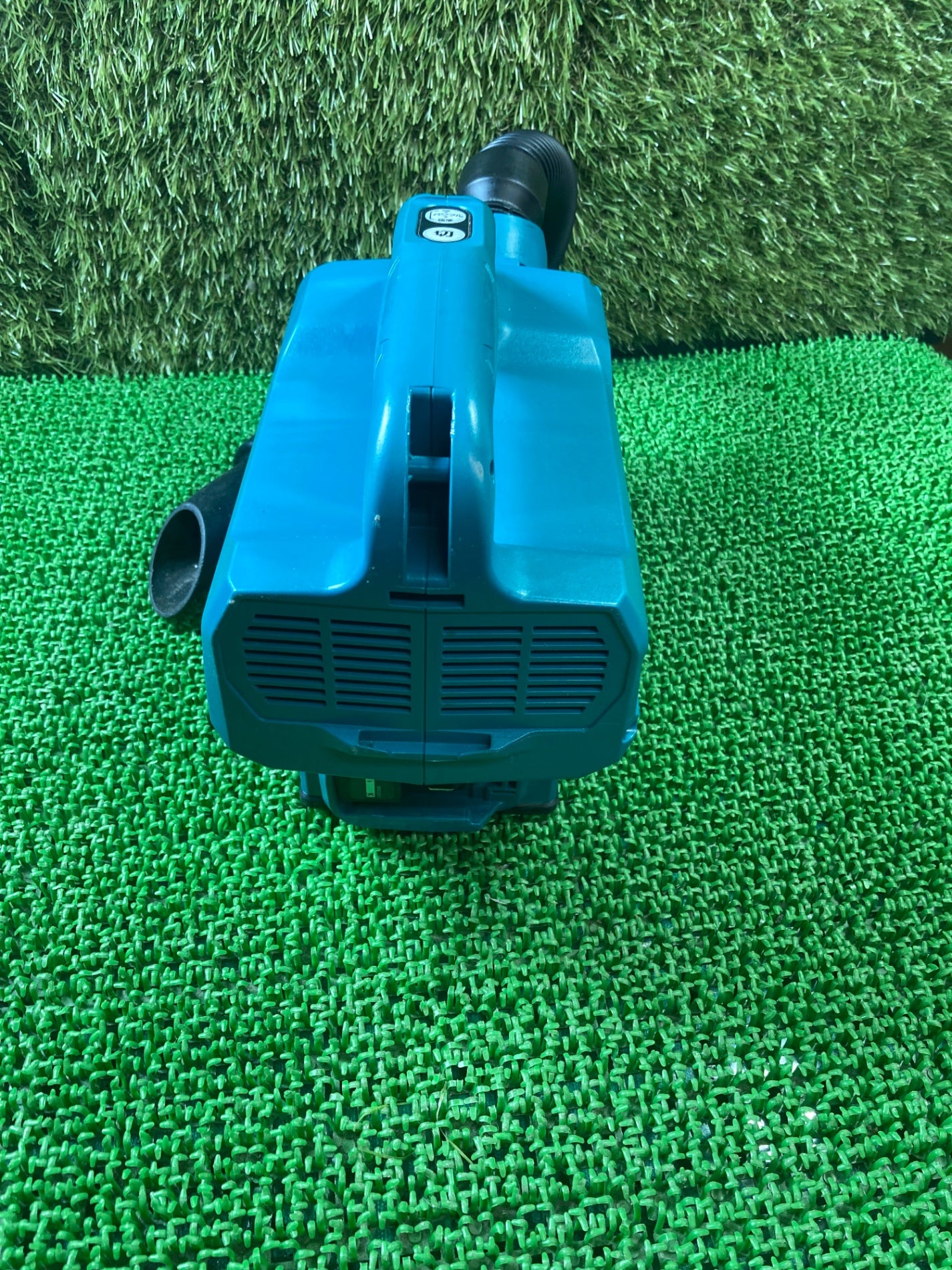 マキタ　コードレス掃除機　充電式クリーナー　CL121DZ 新品 楽天市場】【抽選で最大100%ポイントバック 11日 1:59まで