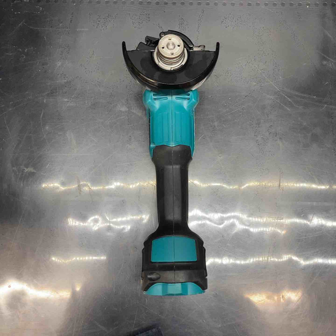 マキタ(makita) 100mmコードレスディスクグラインダ GA404DZN (GA404DN)【川越店】