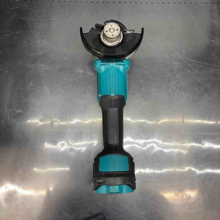 マキタ(makita) 100mmコードレスディスクグラインダ GA404DZN (GA404DN)【川越店】