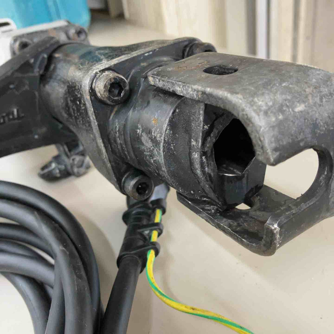 ★マキタ(makita) 電動ハンマ HM1201【柏店】