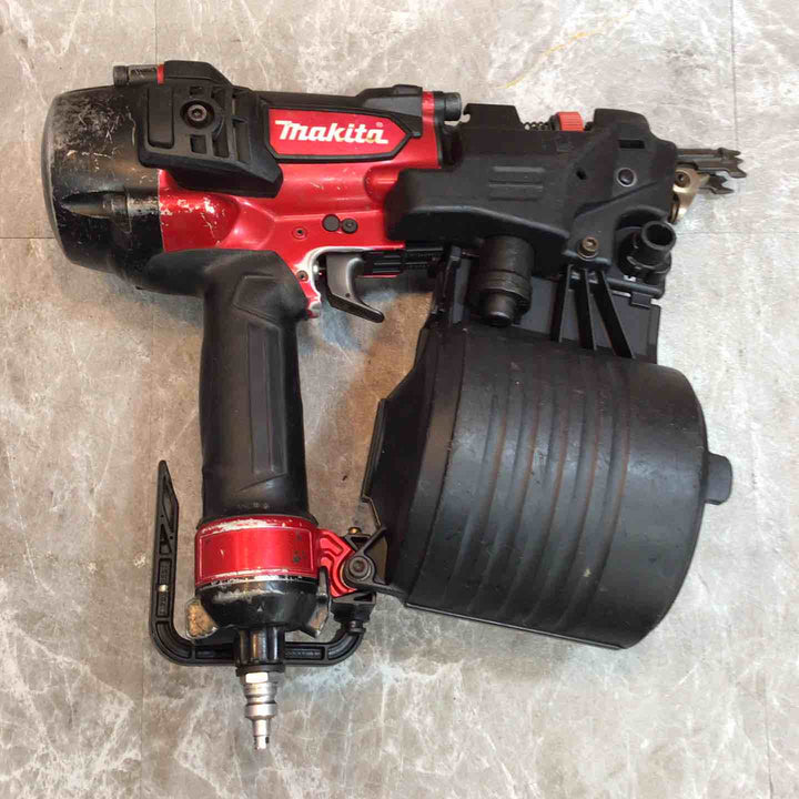 ★マキタ(makita) 高圧エア釘打ち機 AN933H【八潮店】