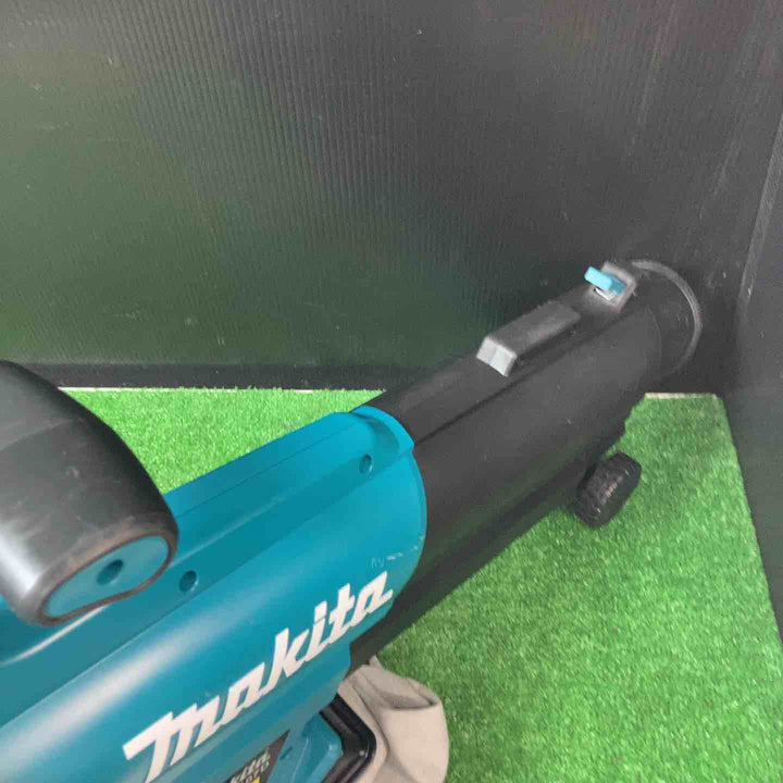 マキタ(makita) コードレスブロワ集じん機 MUB187DZ【岩槻店】