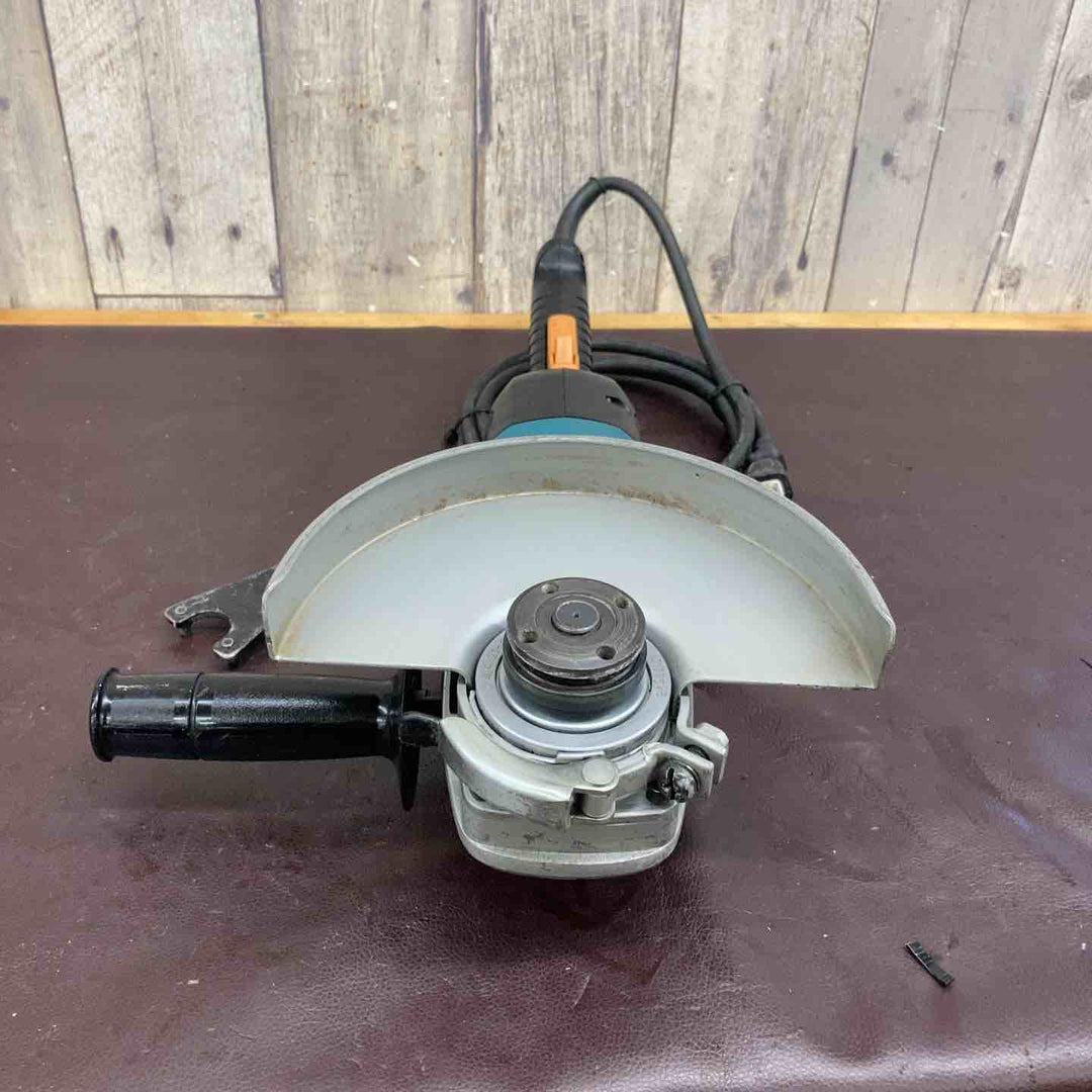 【中古品】 マキタ(makita) 180mm電子ディスクグラインダ GA7011C 【東大和店】