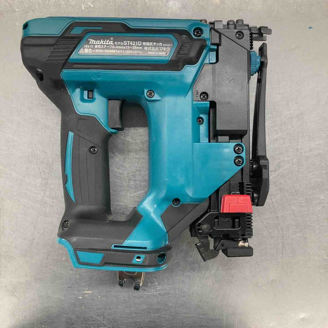 ★マキタ(makita) 18V コードレスタッカー ST421DZK 本体+ケース 4mmJ線【戸田店】