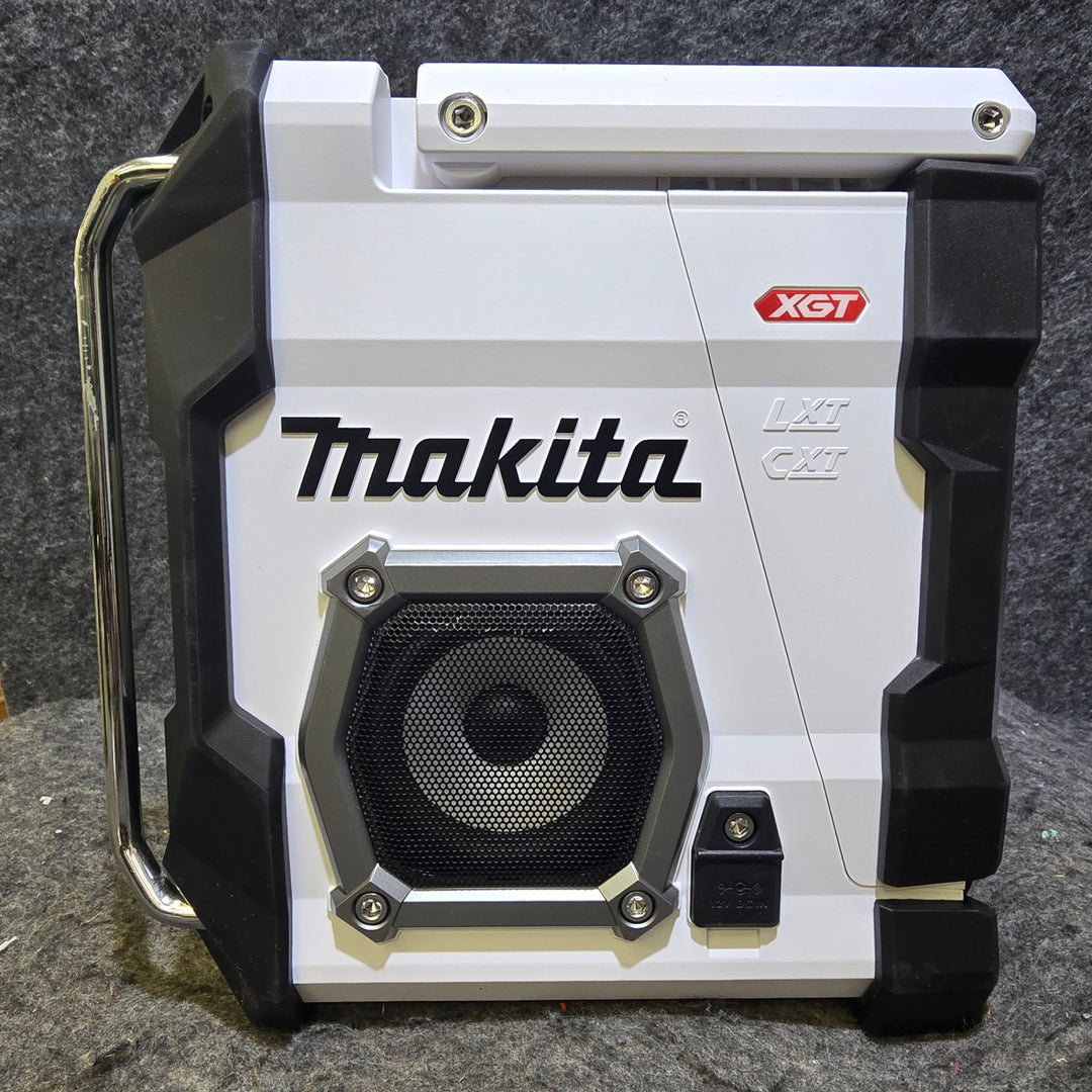 【中古品】マキタ(makita) コードレスラジオ MR001GZW【桶川店】