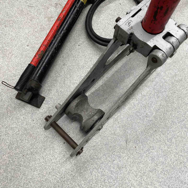 【店頭受取り限定】泉精器(イズミ/IZUMI)  手動油圧式ポンプ HP-700A・パイプベンダー PB-10N付き【八潮店】