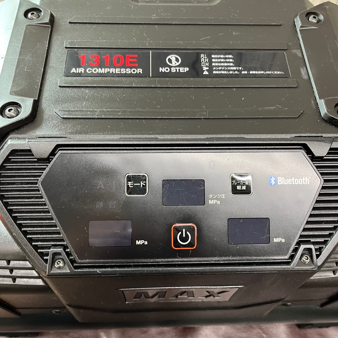 【中古品】★マックス(MAX) エアコンプレッサー AK-HH1310E_ブラック【東大和店】