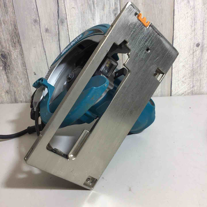 ★マキタ(makita) 電気マルノコ 5637BA【戸田店】