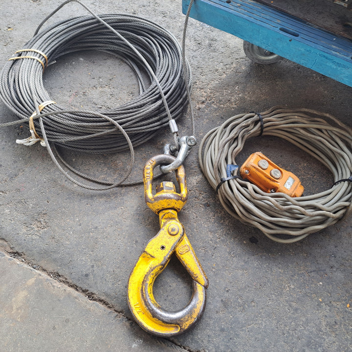 【店頭受取り限定】トーヨーコーケン 三相200V 定置型ウィンチ マイティプラー MA-2 吊荷重250㎏【桶川店】