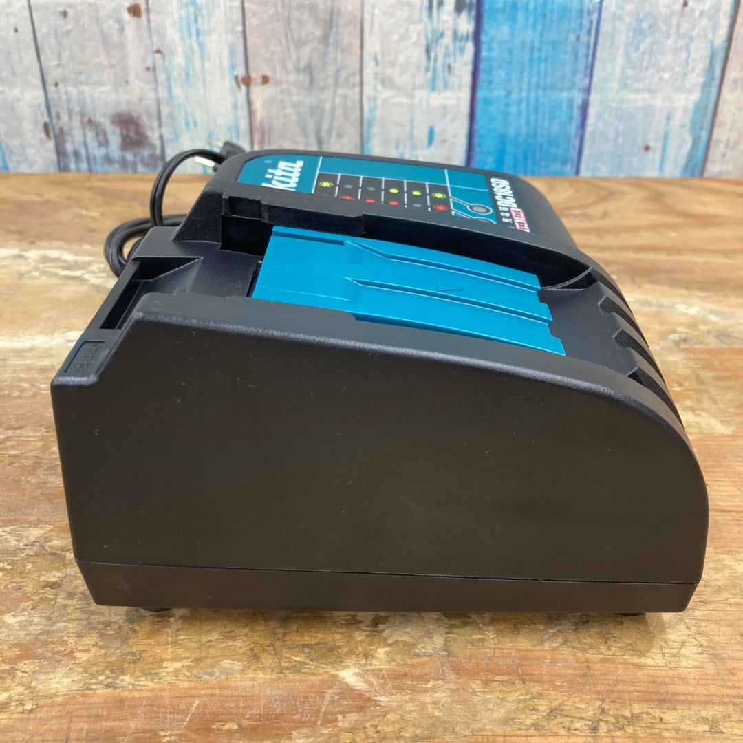 〇マキタ(makita) 充電器DC18SD 直流7.2-18V DC18SD 店頭展示品【柏店】