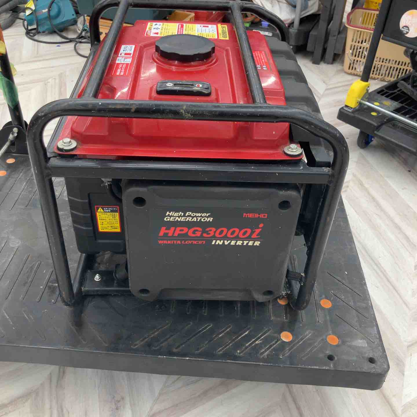 【中古】【動作OK】【店頭引取限定】　インバーター発電機　ワキタ MEIHO  HPG3000i　本体のみ WAKITA/ワキタ 3.0kVA インバータ発電機 ガソリンエンジン HPG3000i