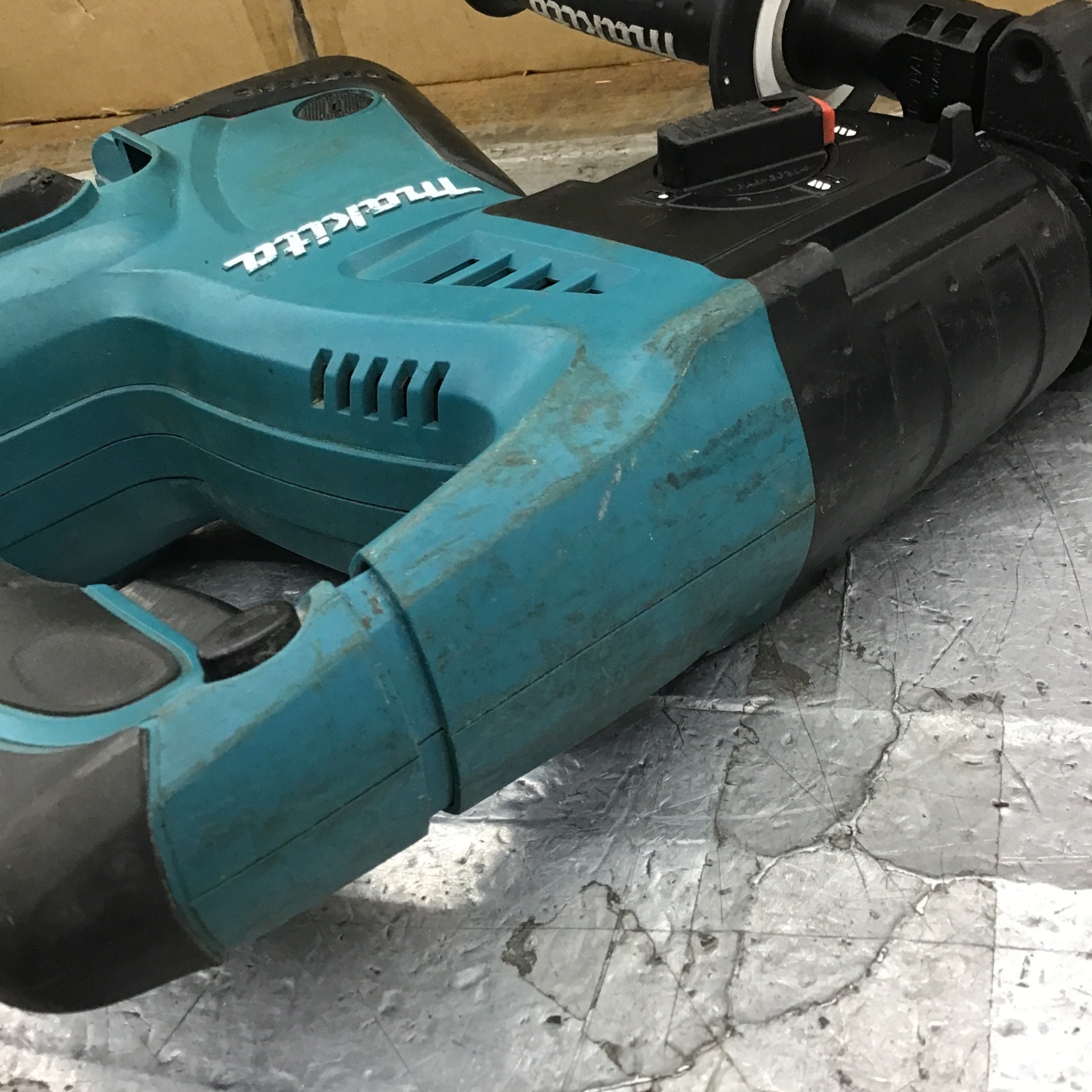 ★マキタ(makita) コードレスハンマドリル HR261DRDX【所沢店】