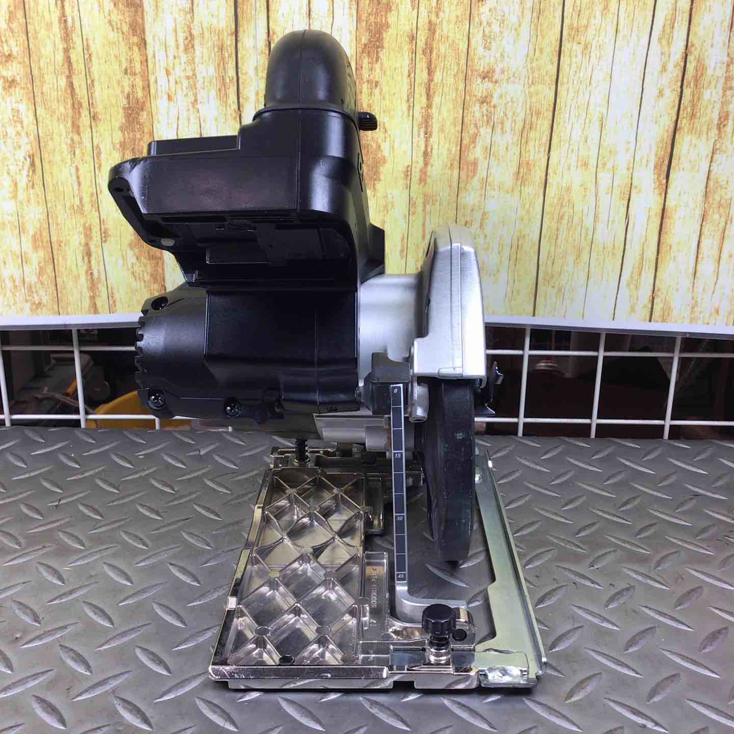 ☆マキタ(makita) コードレス丸のこ HS470DZB【川崎店】 – アクト