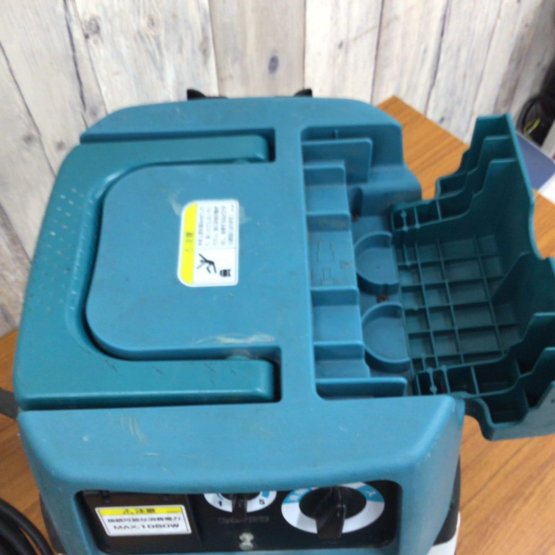 【中古品】★マキタ makita 集じん機 乾湿両用 483(P) ホース付き ノズルなし【八潮店】