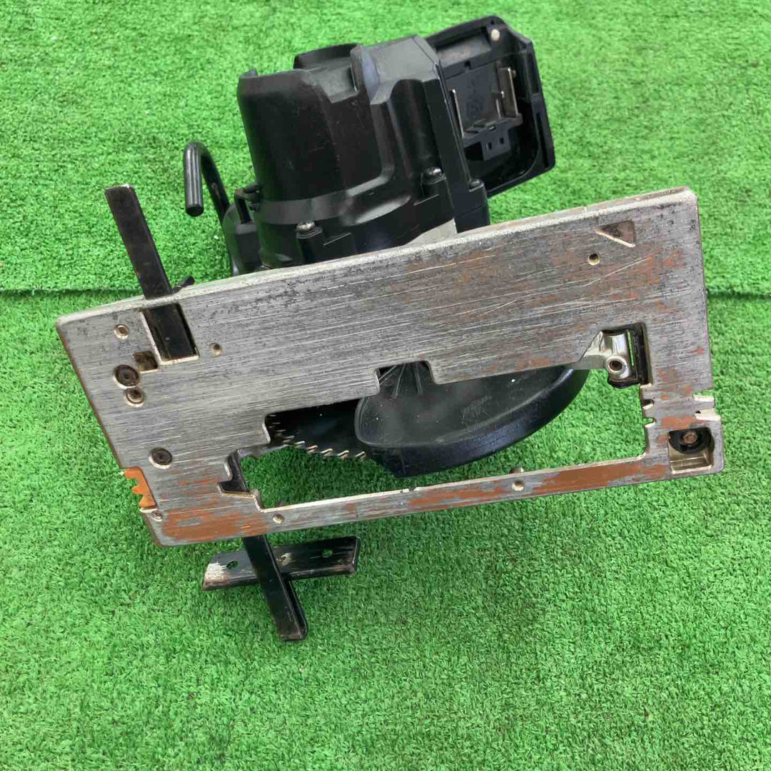 【中古品】 マキタ/makita コードレス丸のこ・HS631DRGXB 【桶川店】
