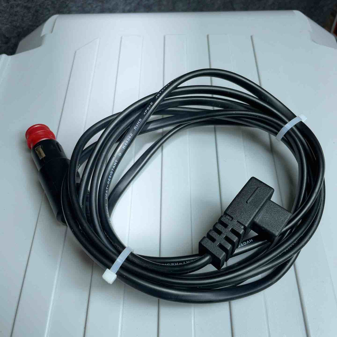 マキタ(makita) コードレス冷温庫 CW180DZ ACアダプタ付き【桶川店】