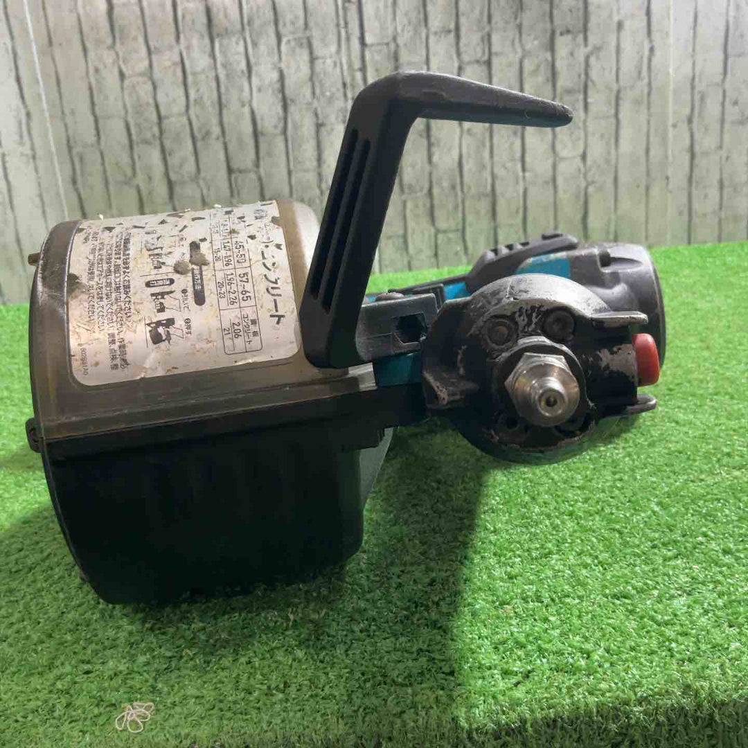 ★マキタ(makita) 高圧エア釘打ち機 AN633HM 動作確認済【川口店】