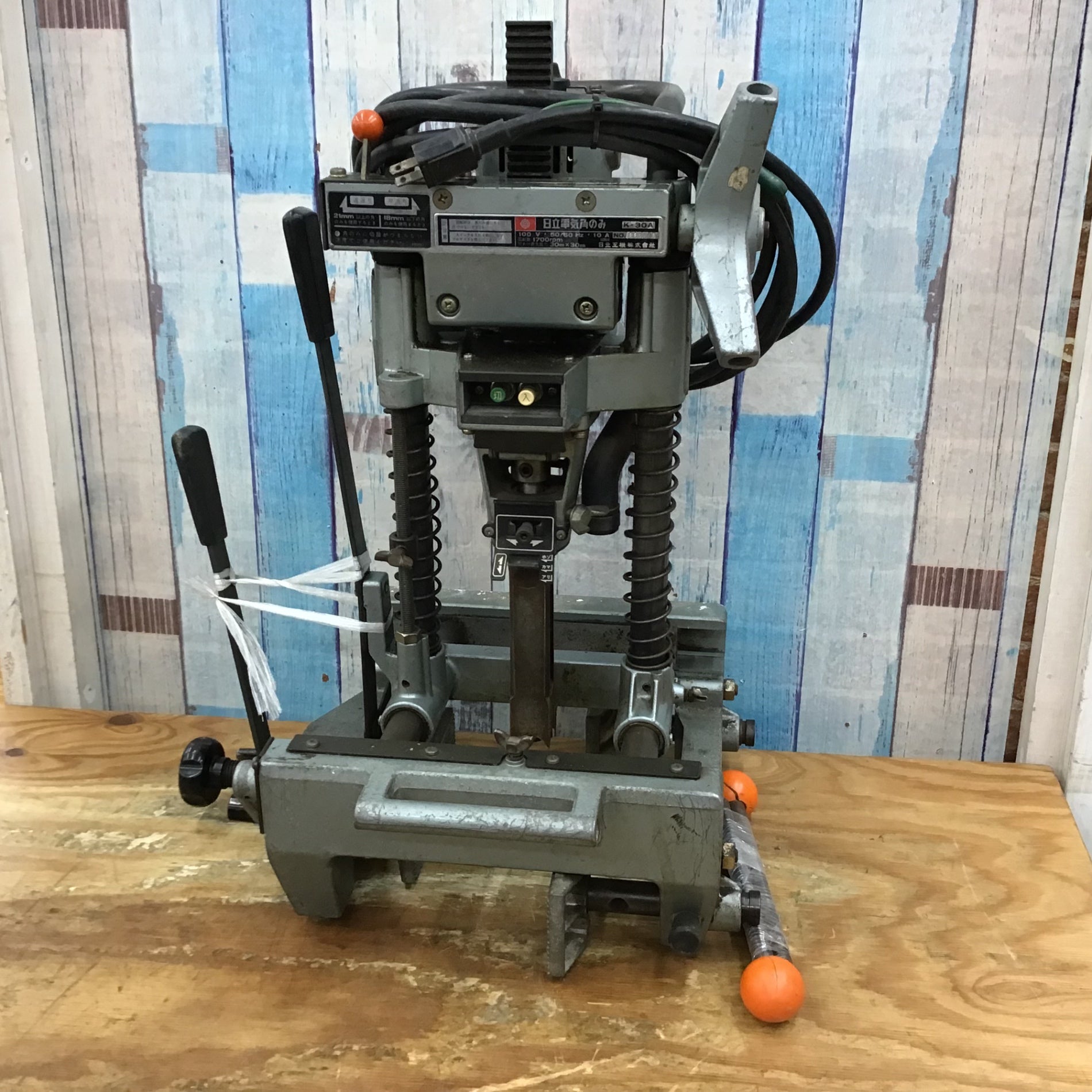K5930J2】日立電気角のみ 日立工機 K-30 角ノミ 現状品 【通電と回転