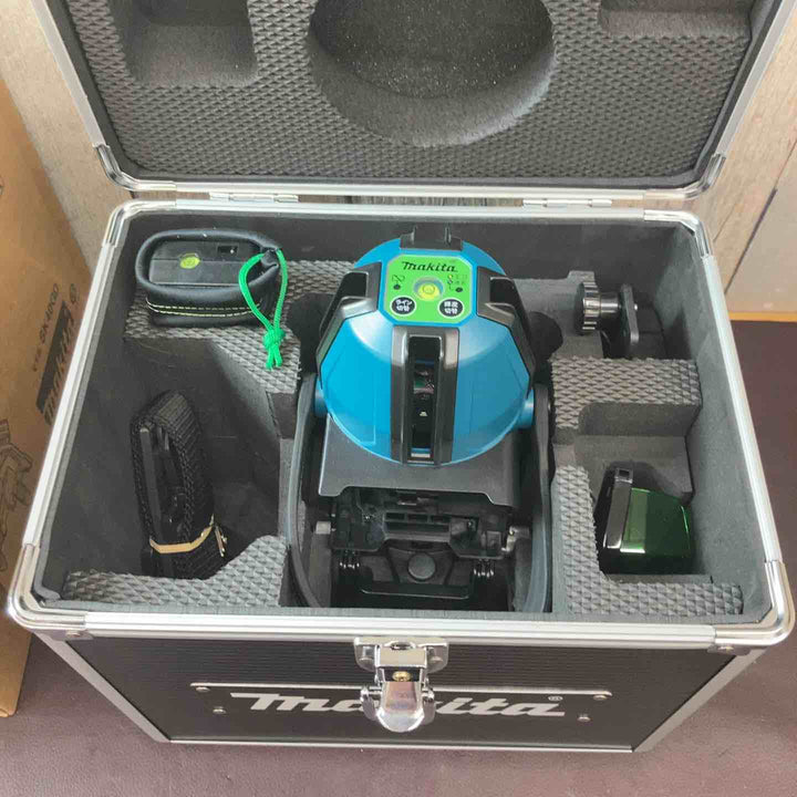 【未使用品(店頭展示品)】 マキタ(makita) 10.8V グリーンレーザー墨出し器 SK40GD 受光器・三脚・バッテリー・充電器付き フルセット品 【東大和店】