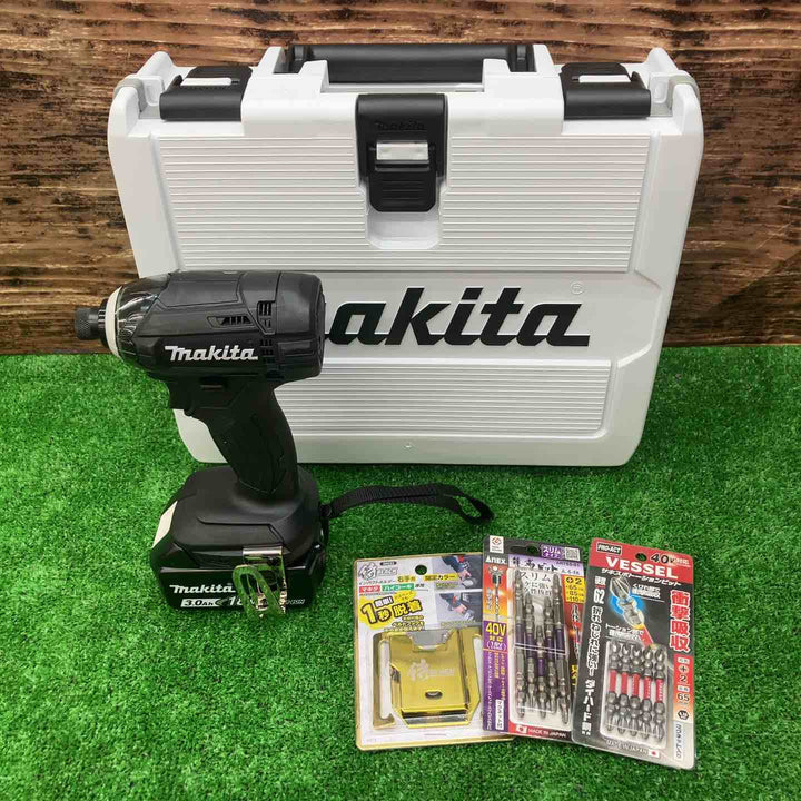 マキタ(makita) コードレスインパクトドライバー TD149DRFXB ビット10本 侍BLACK インパクトホルダー(ゴールド)セット【川越店】