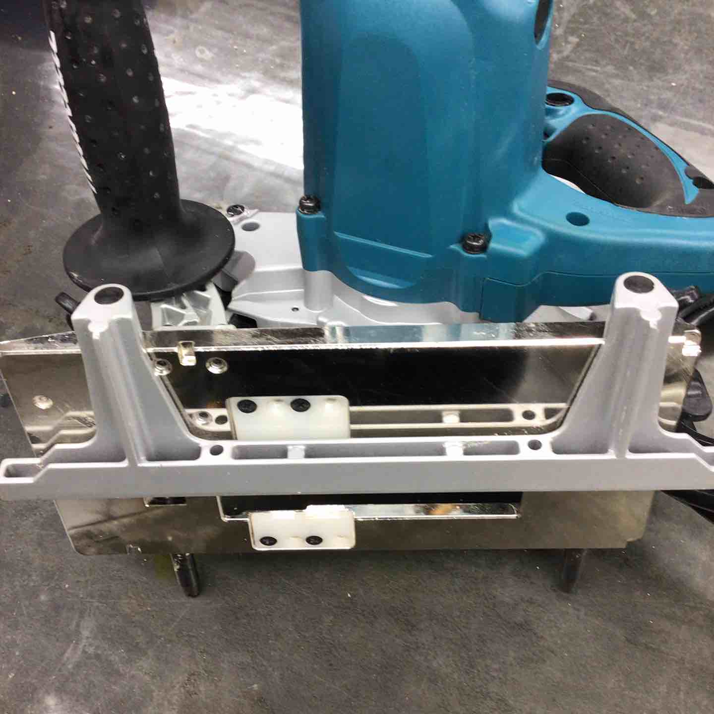 ☆マキタ(makita) 小型ミゾキリ 溝切 3005BA【戸田店】 – アクトツール