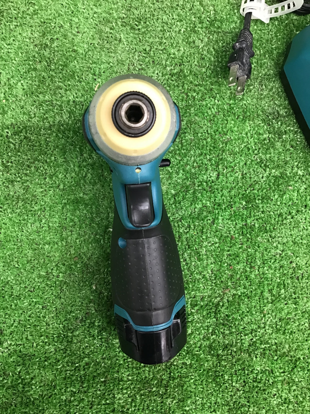☆マキタ(makita) コードレスインパクトドライバー TD090DWX【桶川店】