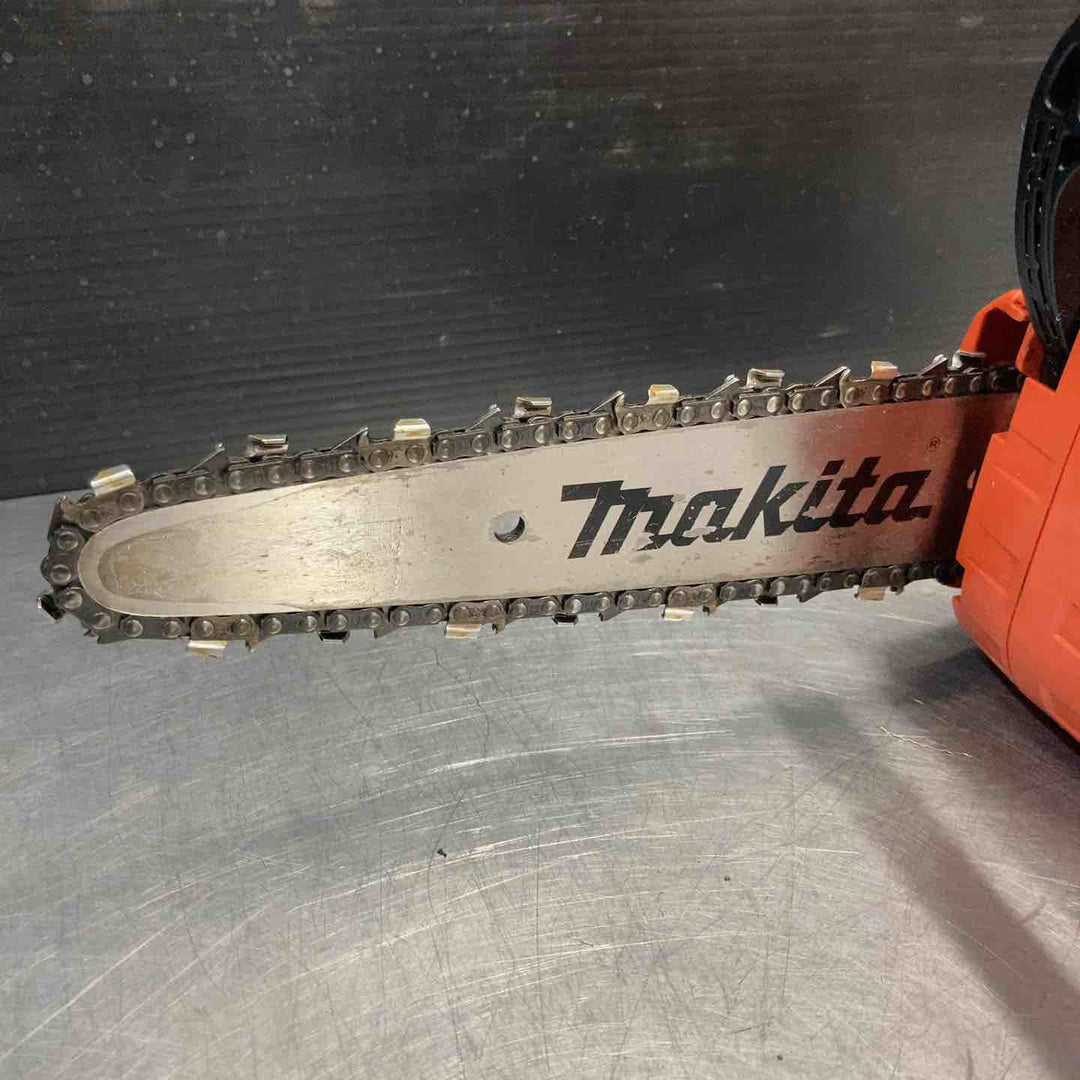 【中古品】マキタ(Makita) 充電式チェンソー MUC204CDZR 18V6.0Ah1個付【東大和店】