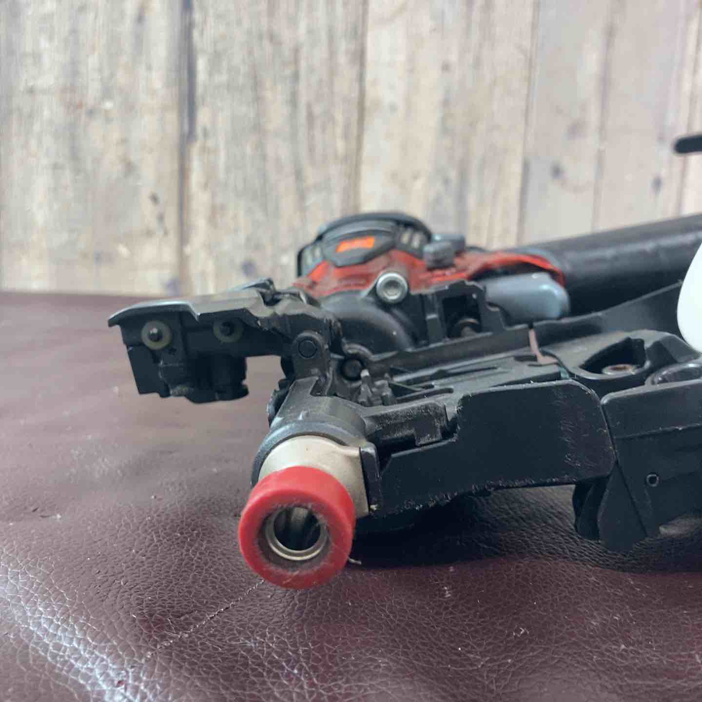 【中古品】マックス(MAX) 高圧エア釘打ち機 HN-50N4(D)-R【東大和店】 中古品】マックス(MAX) 高圧エア釘打ち機 HN-50N4(D)-R【東大和店