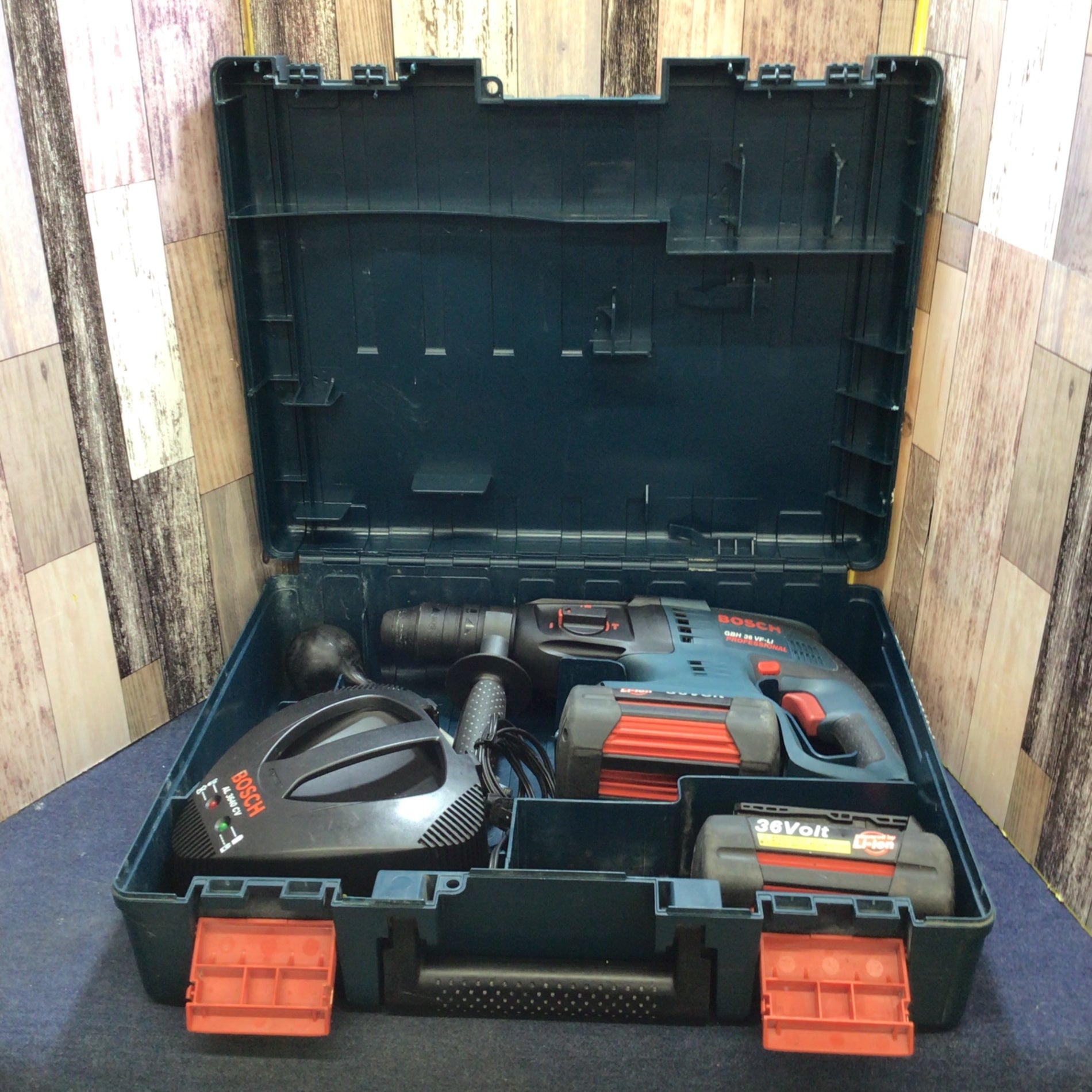 〇ボッシュ(BOSCH) コードレスハンマドリル GBH36VF-LI【八潮店