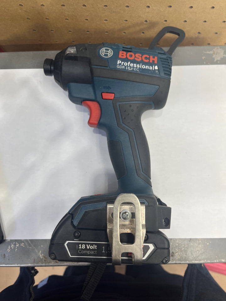〇ボッシュ(BOSCH) 18Vバッテリーインパクトドライバー〔GDR18V-EC〕【草加店】