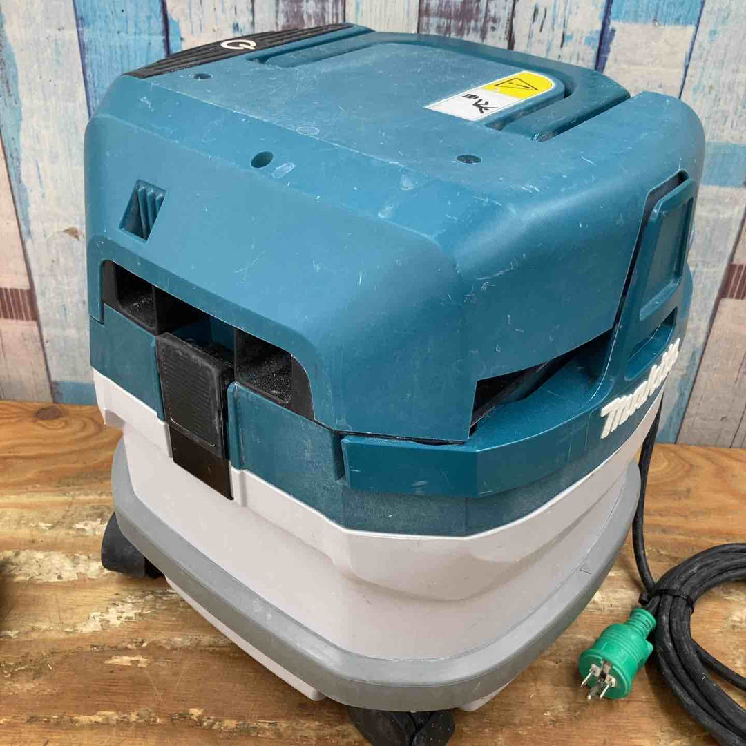 ★マキタ(makita) 集じん機 乾式 VC0830【柏店】