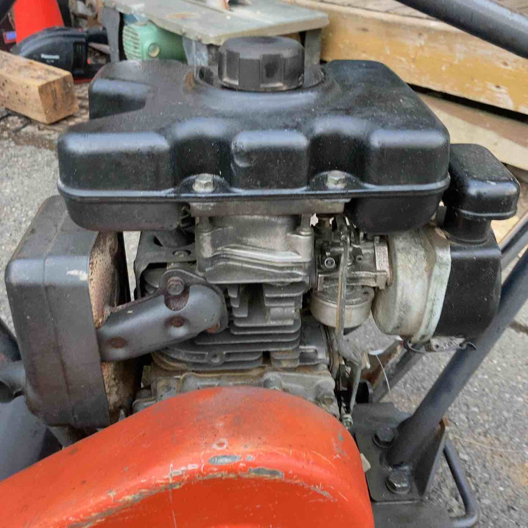 【店頭受取り限定】◇日立建機(HITACHI) エンジンプレート ZV40PF【町田店】