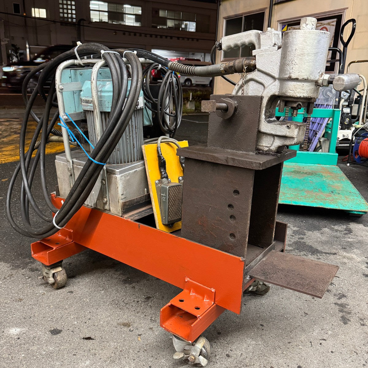 中古・店頭受取り限定】 IKD 池田製作所 油圧パンチャー 油圧ヘッド