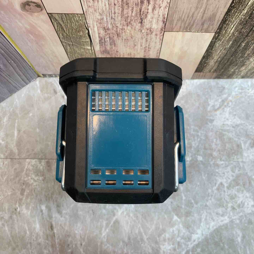 ★マキタ(makita) コードレスフラッシュライト ML007G【八潮店】