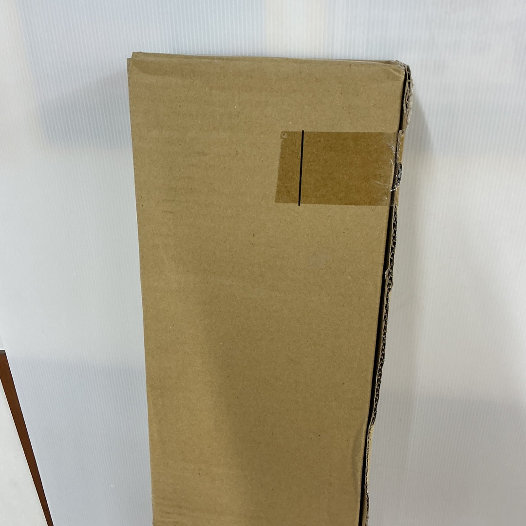 【未使用品】パナソニック(Panasonic) 一体型LED階段灯 NNCF42135LE9 電池内蔵 常時・非常用兼用 ミドルタイプ 幅1420mm×高160mm①【電材館越谷店】
