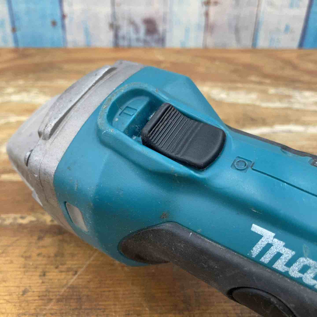 【現状品 】☆マキタ(makita) 100mmコードレスディスクグラインダー GA400DZ+14.4vバッテリーセット【柏店】