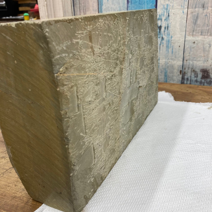 ▼天然砥石 詳細不明 大判 本山？ 重量：8.6Kg 硬め【柏店】