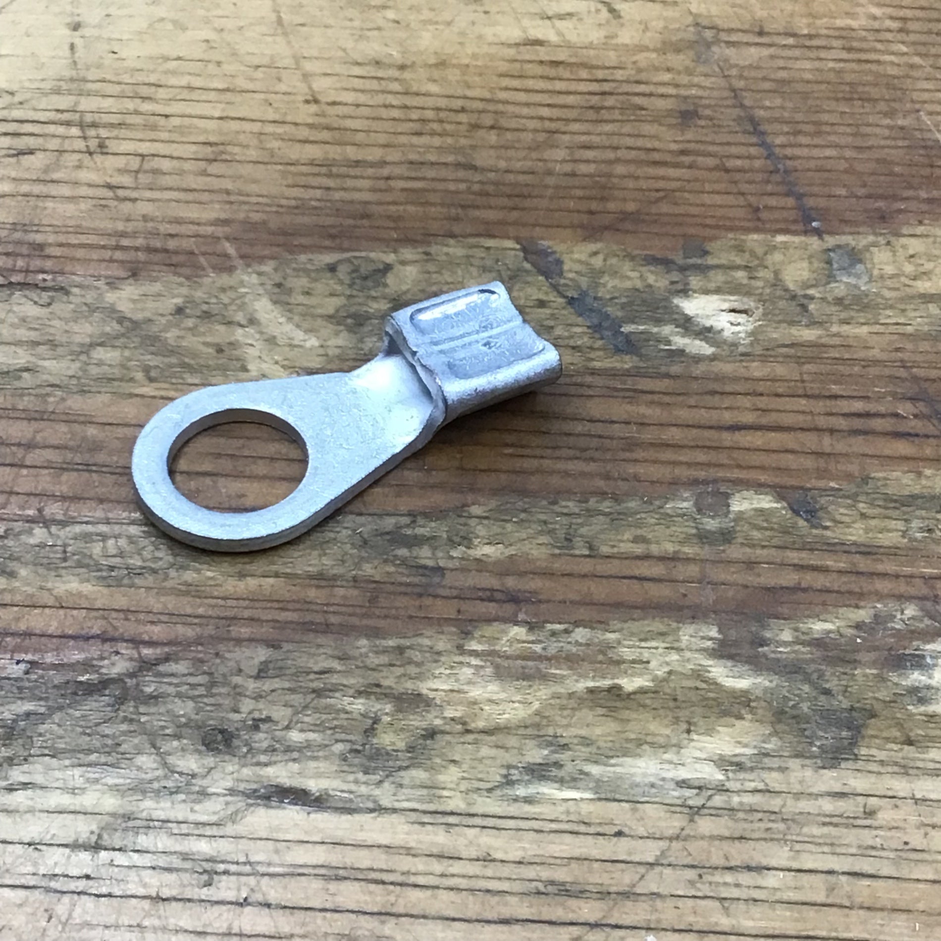 〇泉精器(IZUMI) コードレス油圧式圧着工具 REC-150F 動作確認