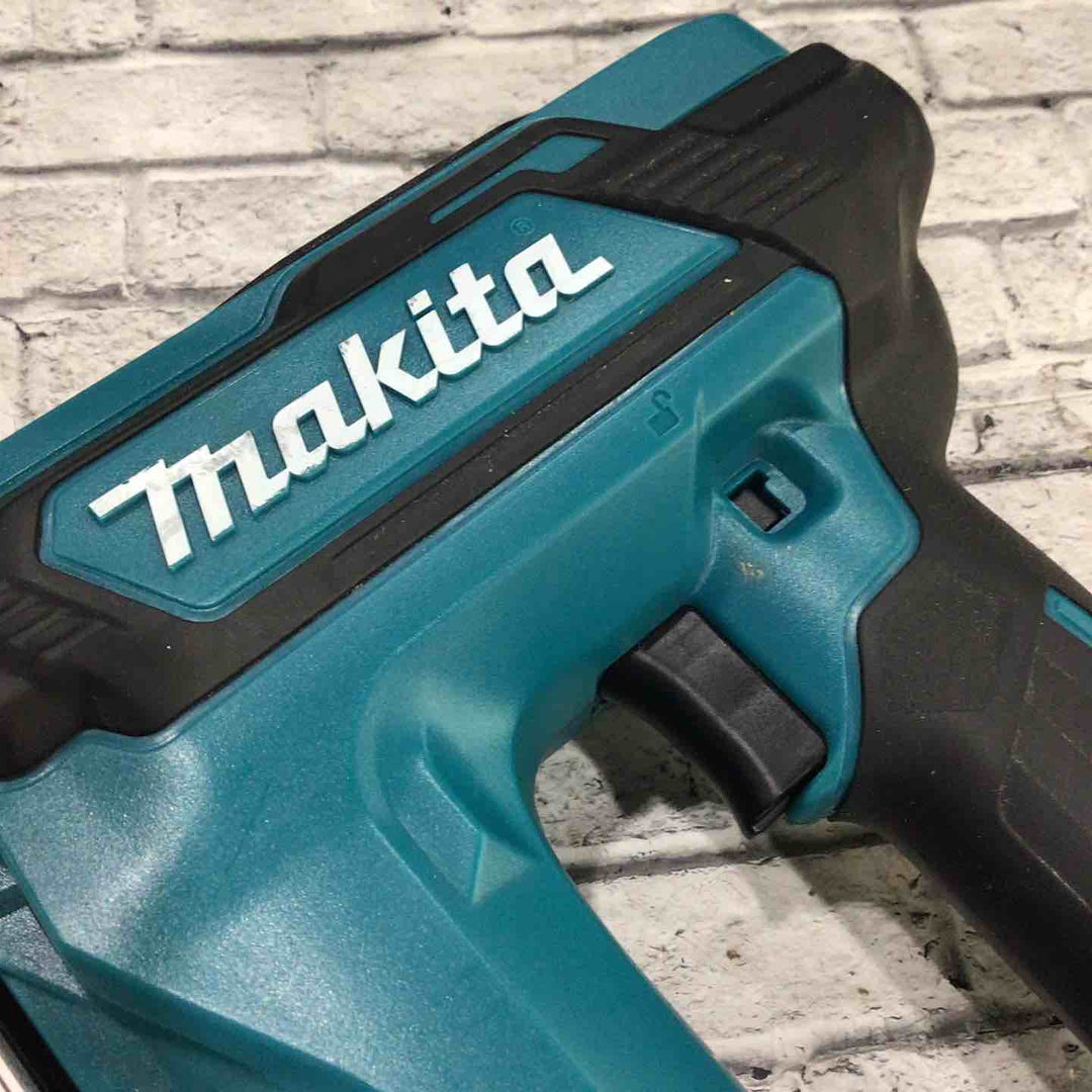 ★マキタ(makita) コードレスピンネイラ PT353DRG【川口店】