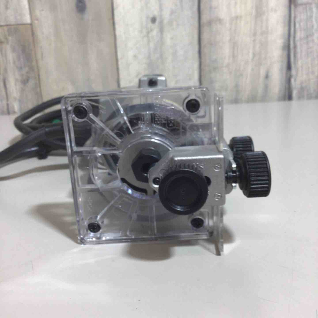 ◇マキタ(makita) トリマ 6mm 3701【戸田店】