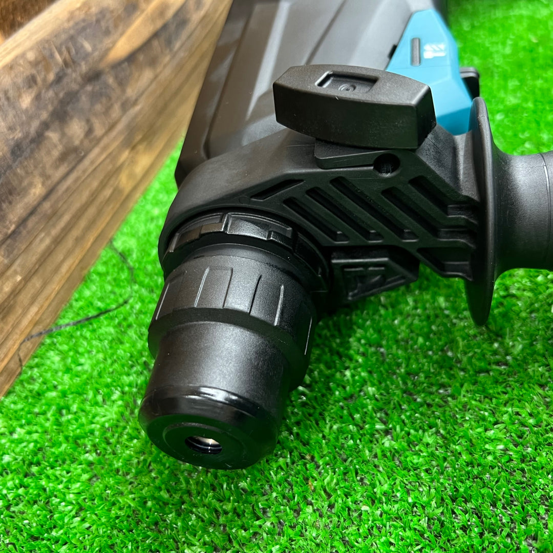 ★マキタ(makita) 26mmハンマドリル HR2670【桶川店】