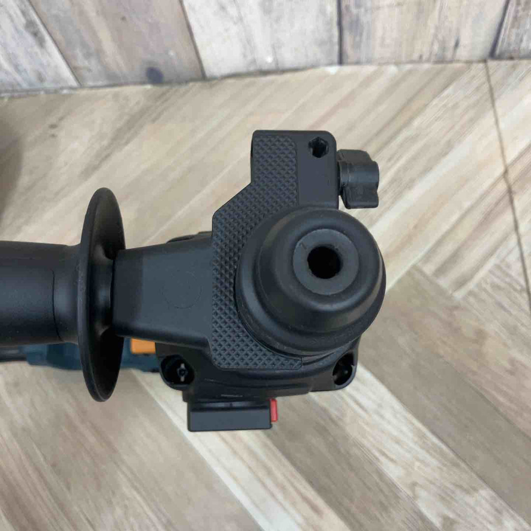◇ボッシュ(BOSCH) ハンマドリル GBH2-24DSE【八潮店】