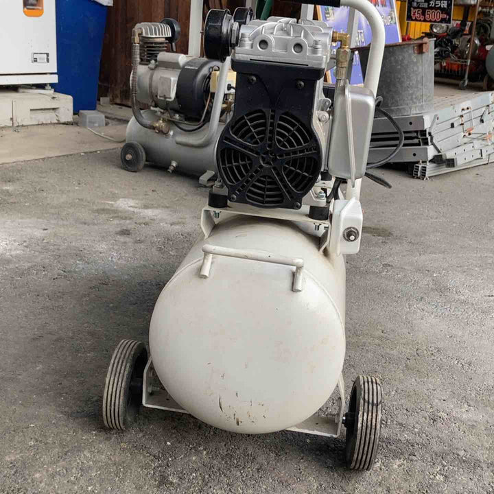 SK11 オイルレス エアーコンプレッサー SW-231 タンク容量 30L 低騒音モデル SW-L30LPF-01【桶川店】