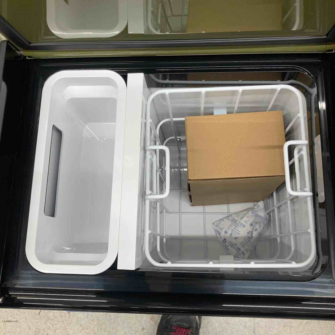 ★マキタ(makita) コードレス冷温庫 CW004GZO 40Vmax&18V対応【八潮店】