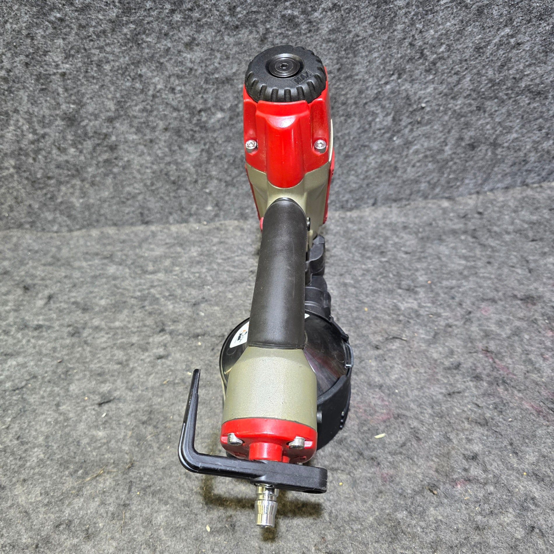 中古品】マックス(MAX) 常圧エア釘打ち機 CN-450【桶川店】 – アクト