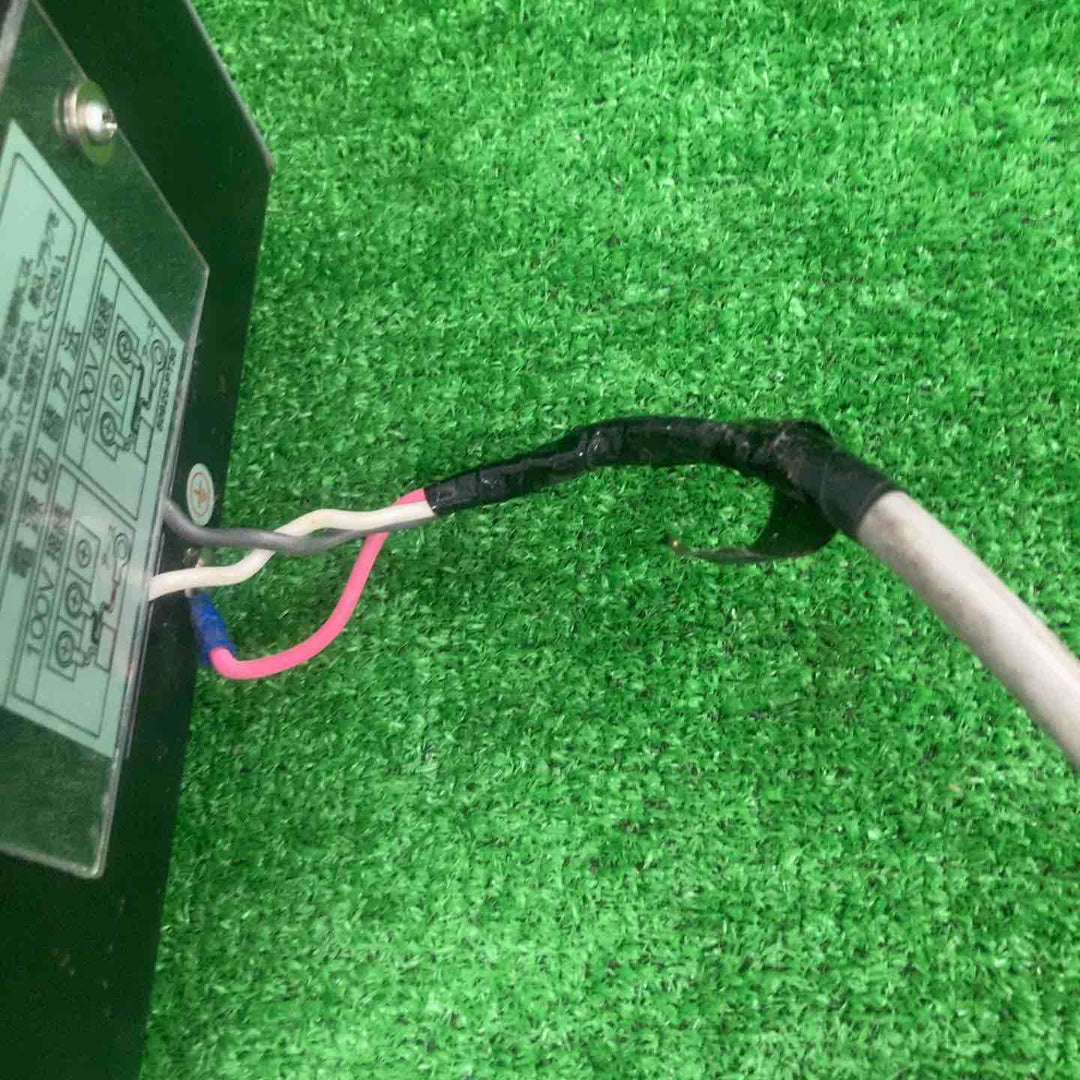 育良精機(IKURA) ポータブルトランス PT-30T 昇降圧兼用【川崎店】
