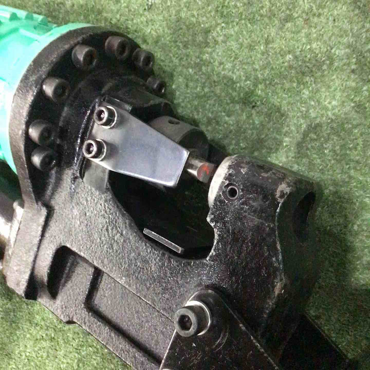 亀倉精機 電動油圧式パンチャー AP-2N型 動作確認済【川口店】