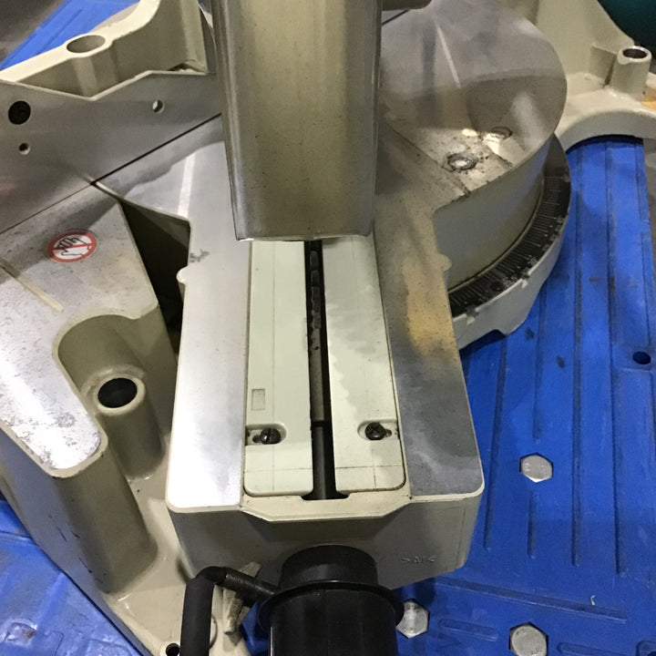 【中古品/店頭受取り限定】 マキタ (makita) スライド丸ノコ LS1213 【藤沢店】