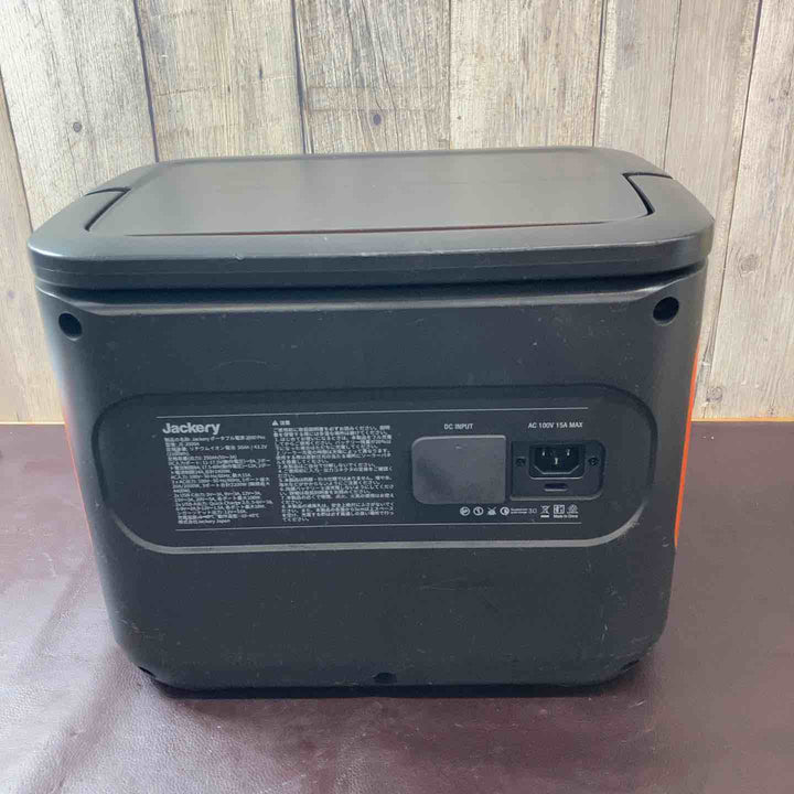 【中古品】Jackery ジャクリ ポータブル電源 JE-2000A 蓄電器 ACケーブル1本付属【東大和店】